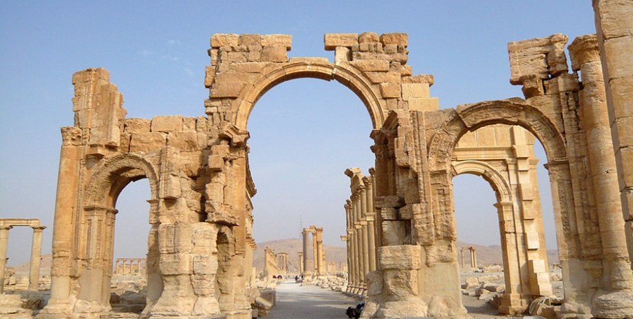 Триумфальная арка Пальмиры до разрушения / Фото: Sandra Auger/Reuters