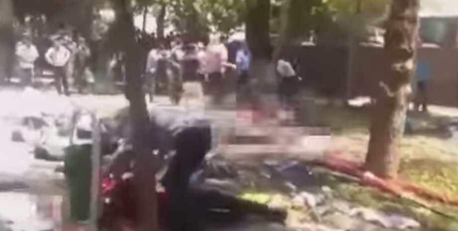 Кадр из видео Youtube