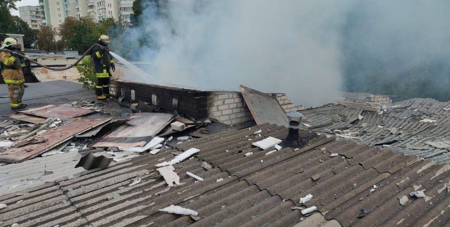 обстріли харків, салтівський район харків, обстріл із граду, потрапляння градом