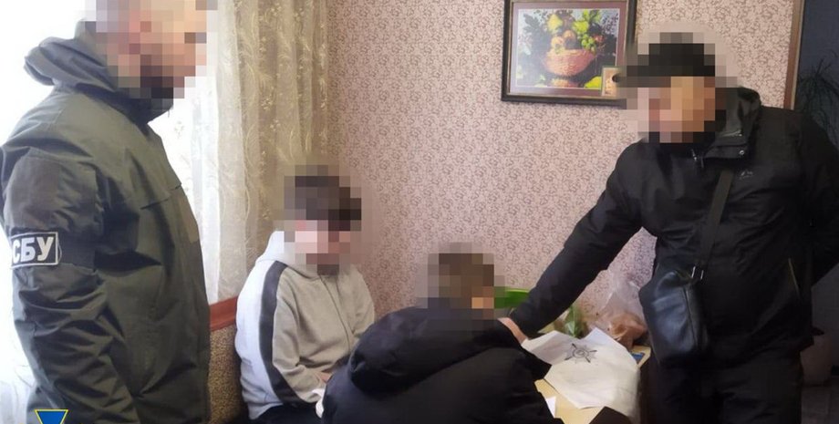 РФ залучає підлітків до псевдомінування в Україні