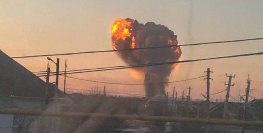 Атака на Энгельс, Энгельс взрывы, Энгельс атака 20 марта, Энгельс последствия удара, Энгельс склады ракет, Энгельс спутниковые фото