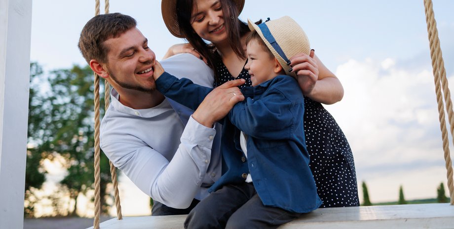 муж играет в гольф каждую субботу, женщина пожаловалась на мужа, новости свитфана, проблемы многодетных семей
