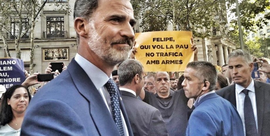 Король Филипп VI на марше / Фото: twitter.com/XSalaimartin