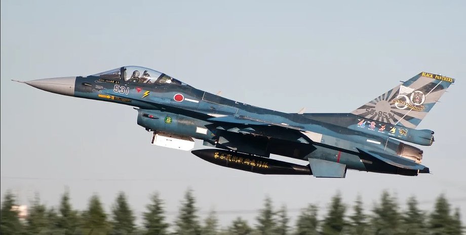 Японський винищувач F-2