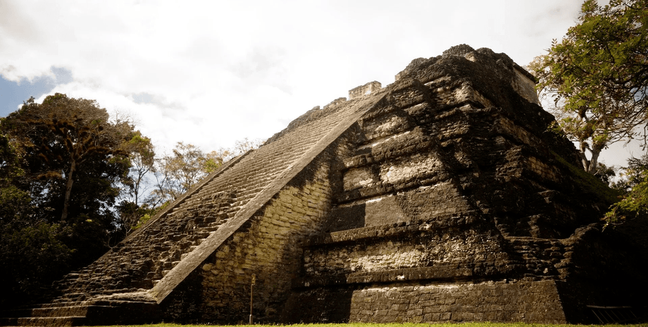 пирамида, деревья, природа, фото