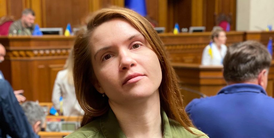 Соціальна допомога для сімей загиблих війсьокових - Безугла назвала виплати у 15 млн грн "завищеними" Мар'яна Безугла