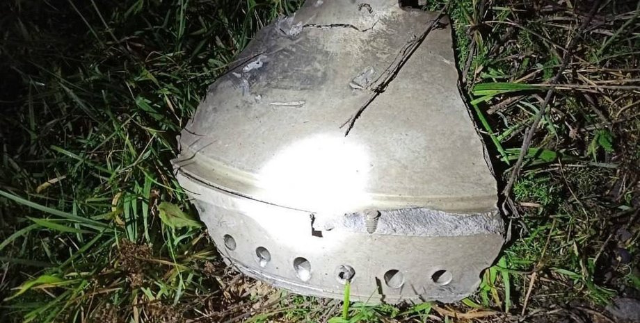 Обломок ракеты РФ, ракета с-300, ракета пшеводов, ракета польша, российская ракета пшеводов