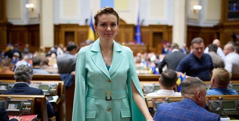 Анна Скороход прийшла на допит у НАБУ