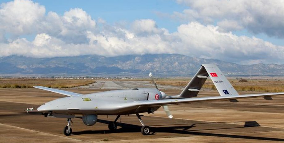 безпілотник Bayraktar