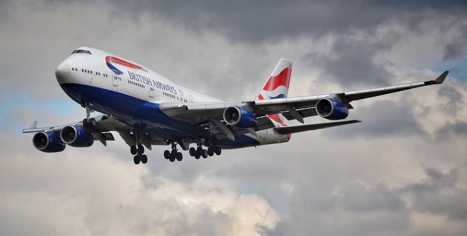 Самолет, аэробус, Dreamliner, British Airways, полет, перелет, самолет в небе