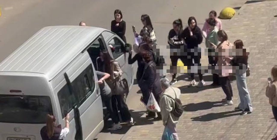 Мобильные ТЦК в Украинек работают