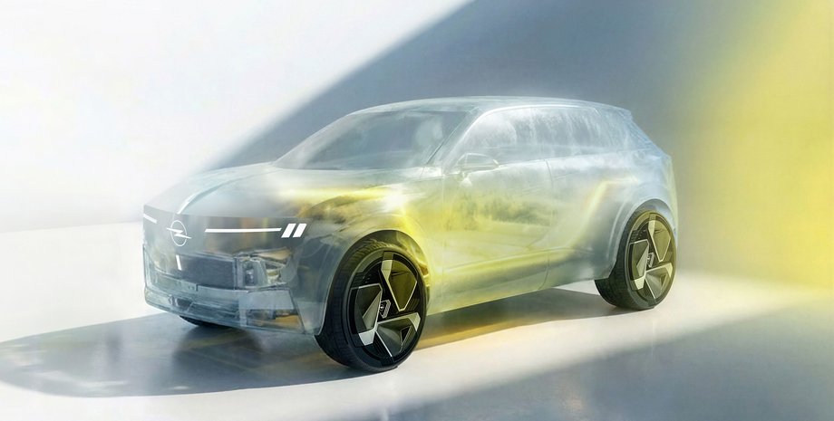 электрокроссовер Opel