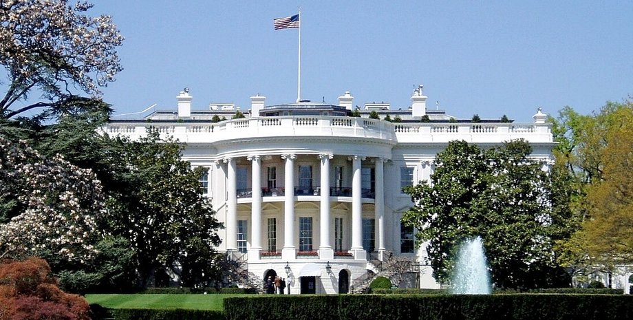 У Білому домі скасували санкції проти нафти РФ