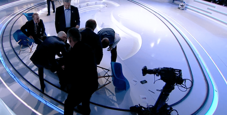 Бутусов, Шуфрич, бійка, Савік Шустер, Шустер лайф