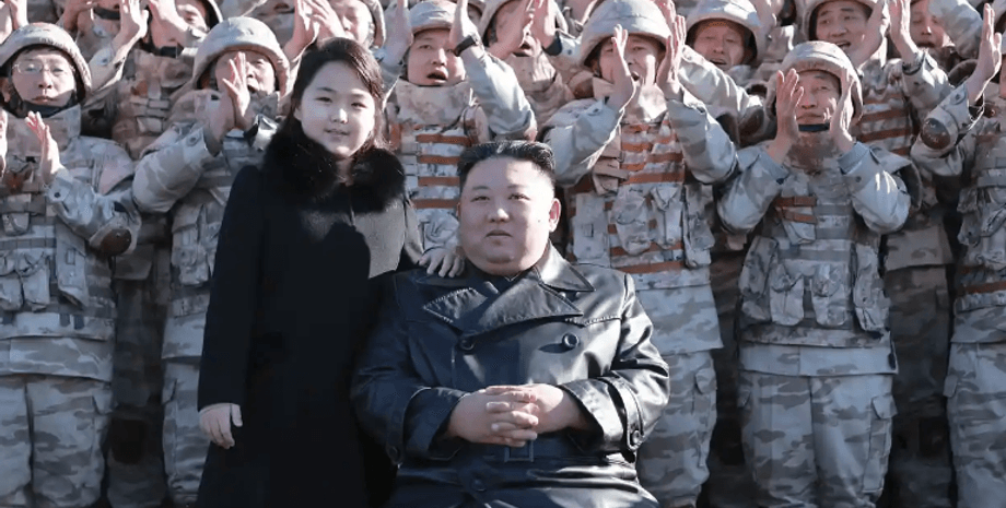 ким чен ын, чжу э, северная корея