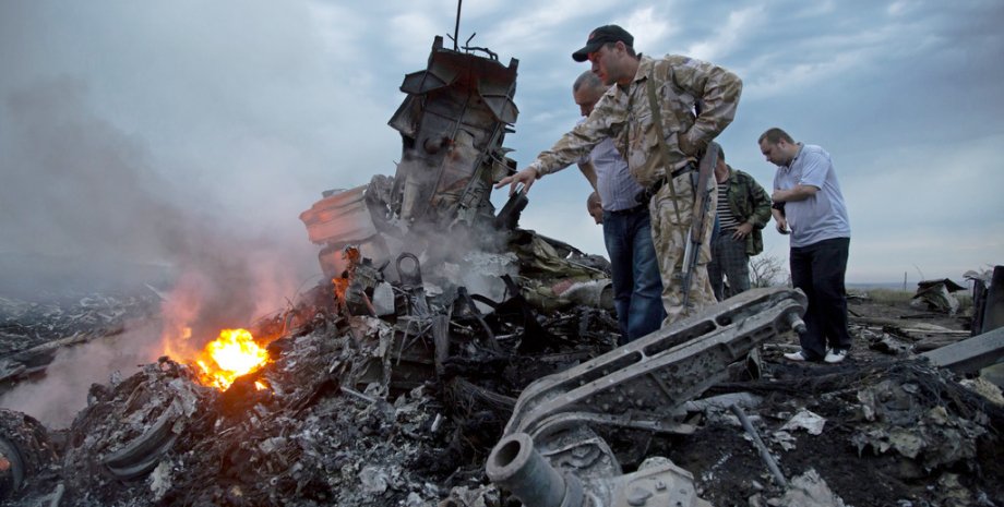 Место авиакатастрофы в Донбассе / Фото: rian.com.ua
