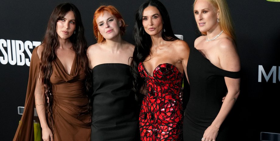 Деми Мур с дочерьми, дочери деми мур, дочери брюса уиллиса, таллула уиллис, румер уиллис, скаут уиллис, вещество деми мур