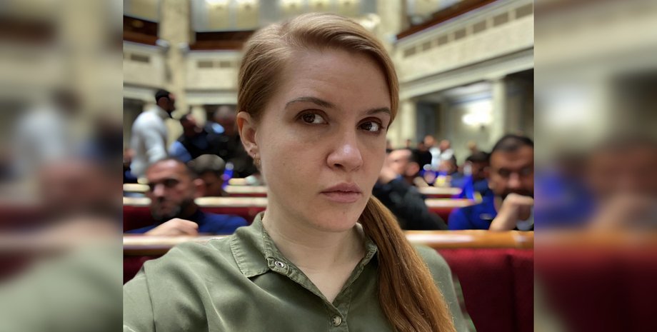 Марьяна Безуглая, Безуглая, Безуглая, Безуглая переписала гимн