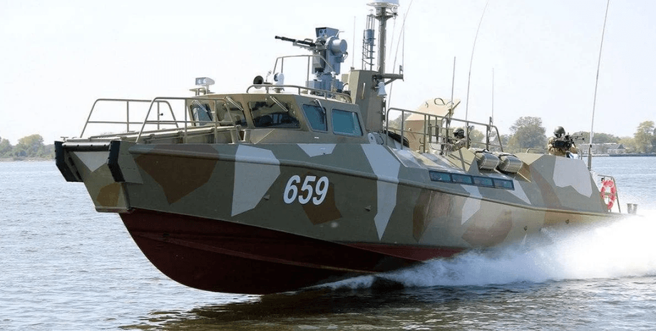 поражение патрульного катера