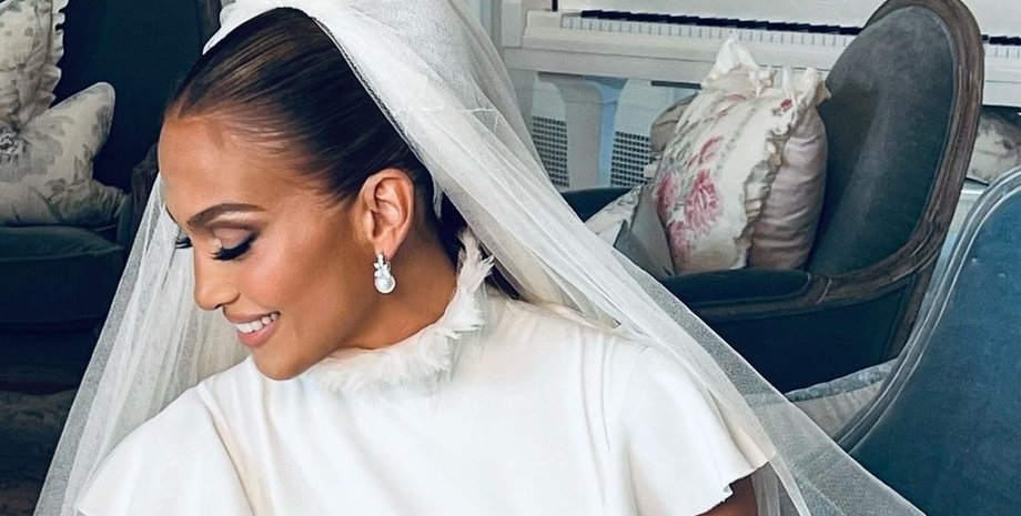 дженніфер лопес весілля, дженніфер лопес, дженніфер лопес весільну сукню, три весільні сукні лопес, весільну сукню