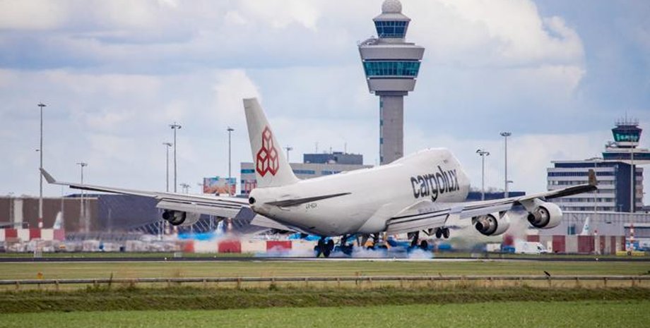 Самолет, аэропорт, Cargolux