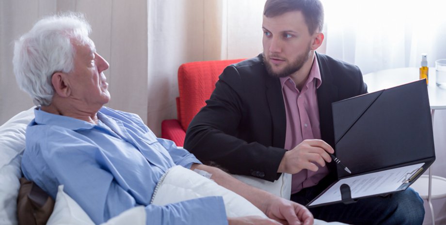 Позбавив спадщини, виключив із заповіту, пасинок, вітчим, сім'я, прийомна дитина, біологічні діти, діти, рідні