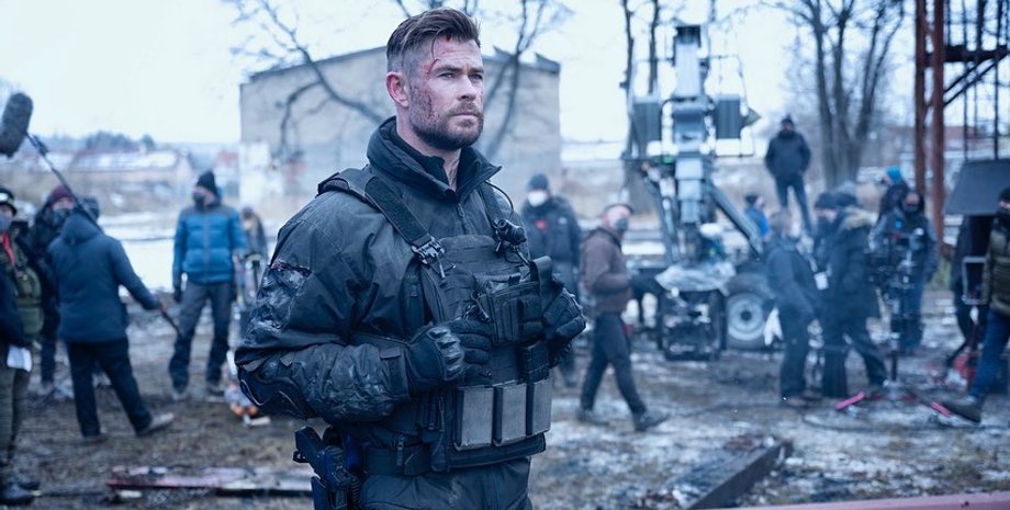 крис хемсворт, Тайлер Рейк: Операция по спасению 2, эвакуация, тренировки криса хемсворта