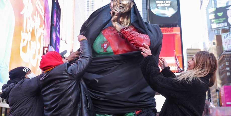 Кріштіану Роналду, скульптура, Нью-Йорк