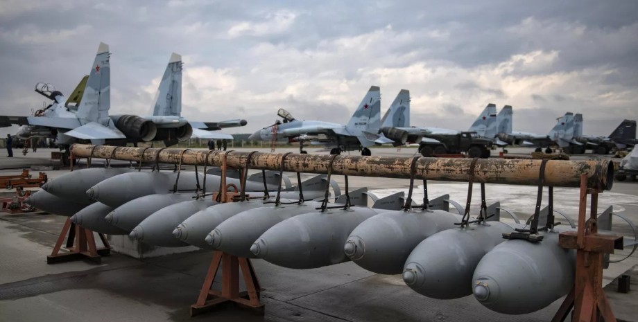 Управляемые авиабомбы ВС РФ Управляемые авиабомбы ВС РФ, УАБы ВС РФ, УАБы война в Украине, ВС РФ обстрел УАБами, управляемые авиабомбы Украина