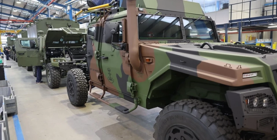 Іспанія підтвердила постачання машин VAMTAC до України бронемашина VAMTAC