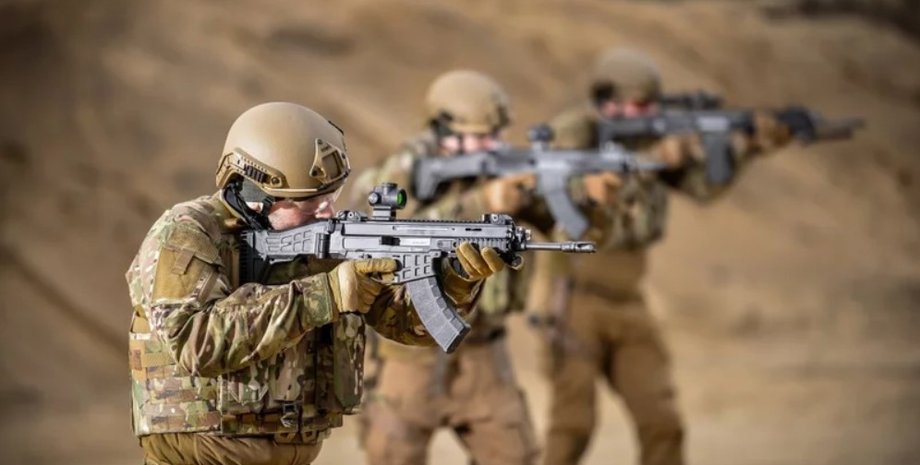 Зброя, гвинтівки і карабіни, зброя для РФ, західна зброя для РФ, зброя Чехії в РФ, зброя Люксембург в РФ, зброя США в РФ