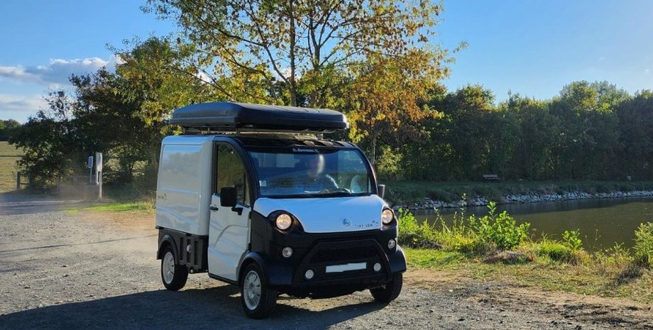 самый маленький дом на колесах, дом на колесах, Aixam D-Truck, Aixam Tiny Van