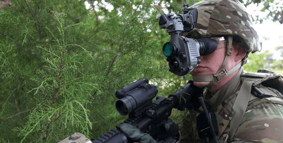 Военный, военное оборудование, прибор ночного видения, винтовка, прицел,