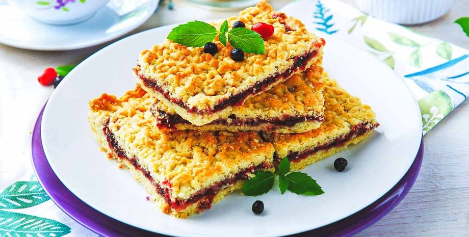 Терте печиво з варенням, тертий пиріг, тісто для тертого пирога, пиріг з варенням