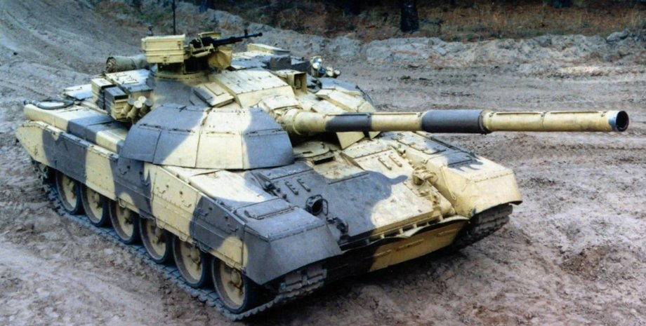 Український танк Т-72АГ