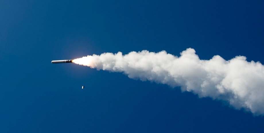 Запуск крылатой ракеты Tomahawk