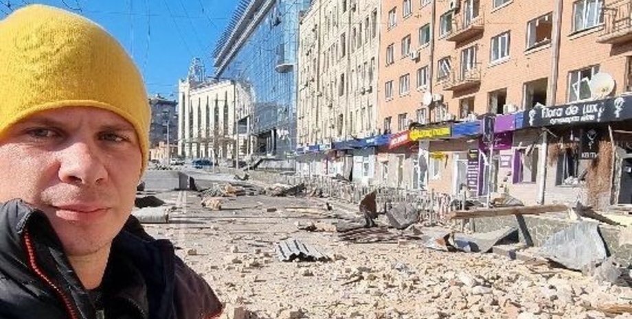 Дмитрий Комаров