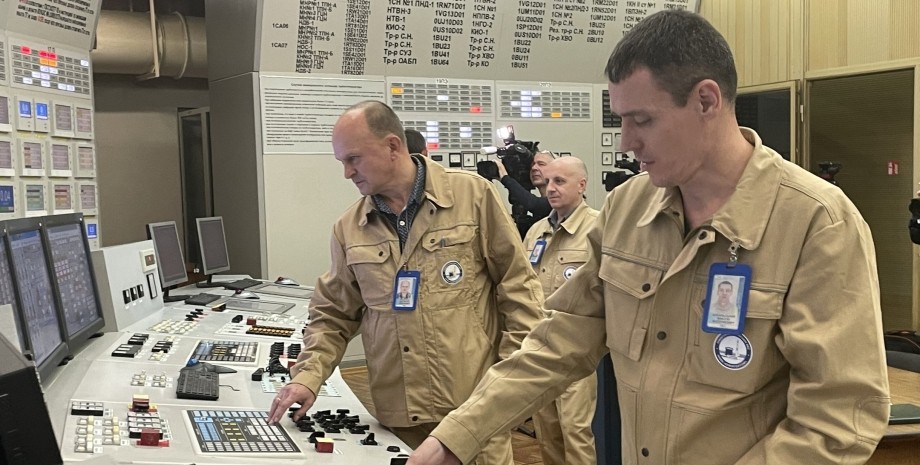 Сотрудники АЭС АЭС, обесточивание, критическая ситуация, электроэнергия, тренировка