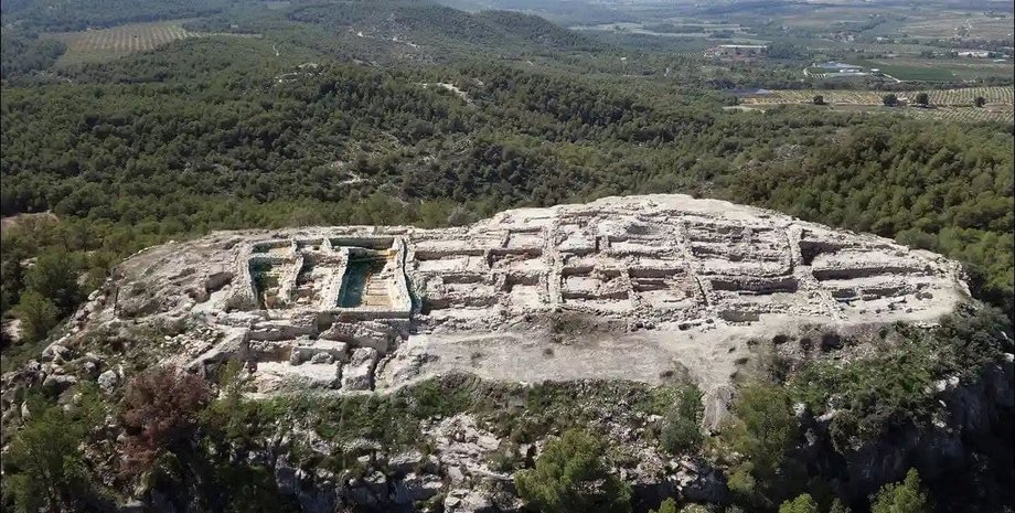 Мурсия, Пиренеи, захоронение