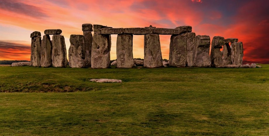 Стоунхендж, камни, трава, фото