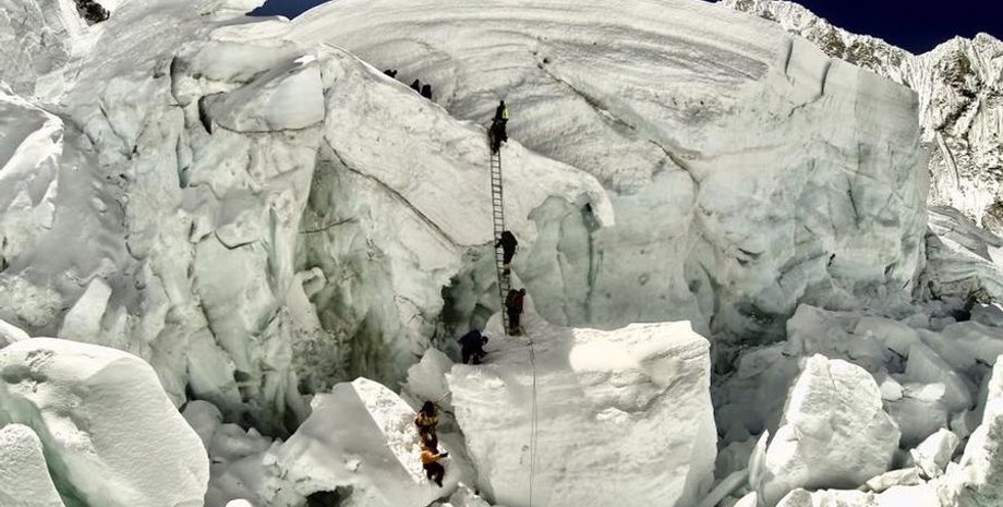 Покорение Эвереста / Фото: AFP