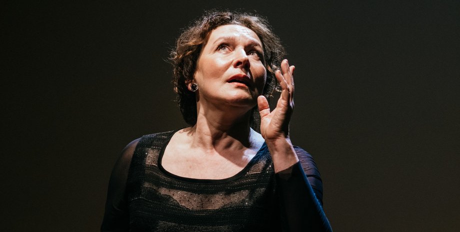 "Людина — це точка перетину болю та радості": Наталія Половинка про сенси війни та пісні