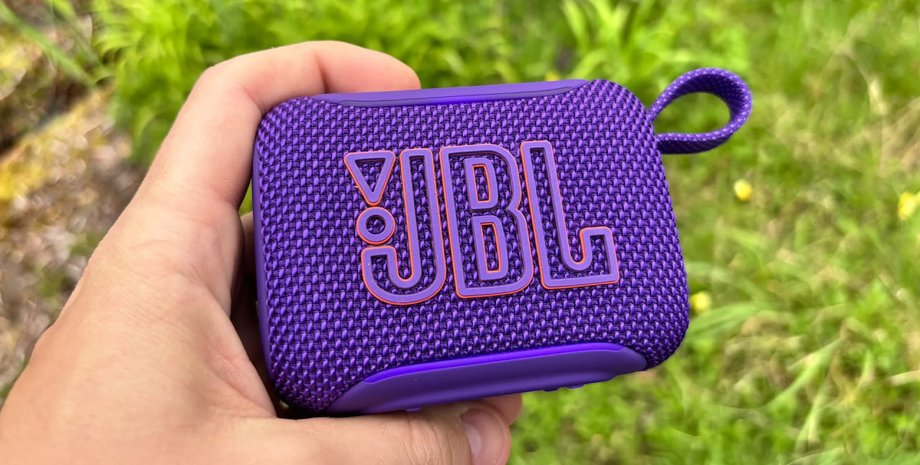 Бюджетна колонка JBL Go 5