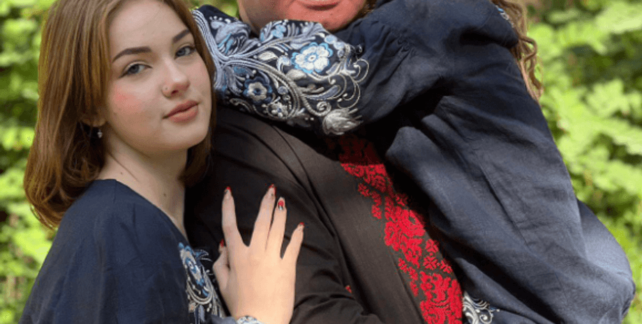 Евгений Кошевой с дочерьми