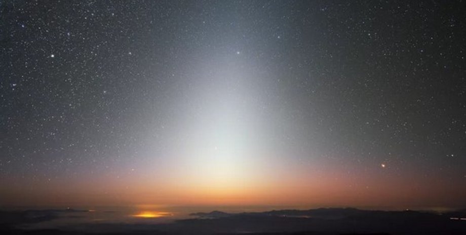 Зодиакальный свет