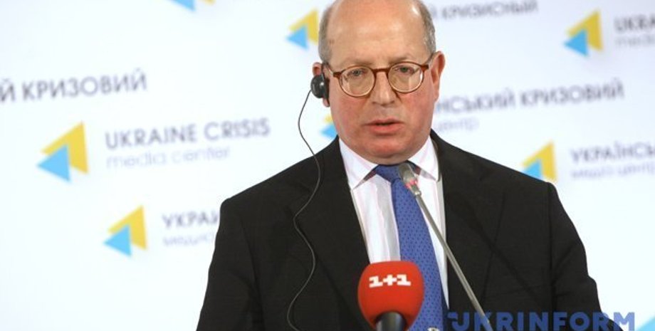 Джеймс Шерр / Фото: Укринформ