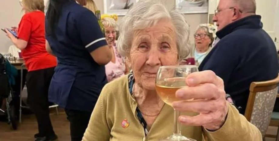 Вечірка, день народження, Велика Британія