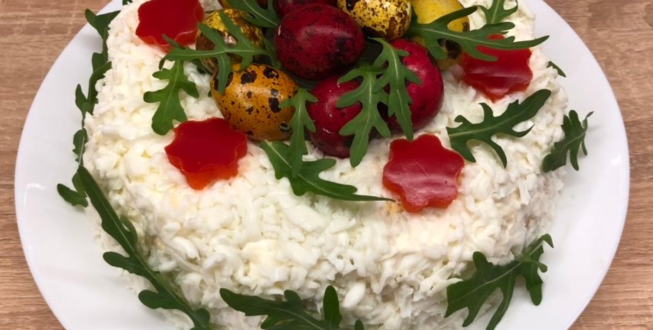 салат великодній вінок, салат з яйцями, що приготувати на Великдень, великодній салат