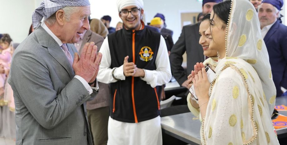 Король Карл III, король Британії, монарх Британії, королівська родина Британії, Король Карл III поїздка