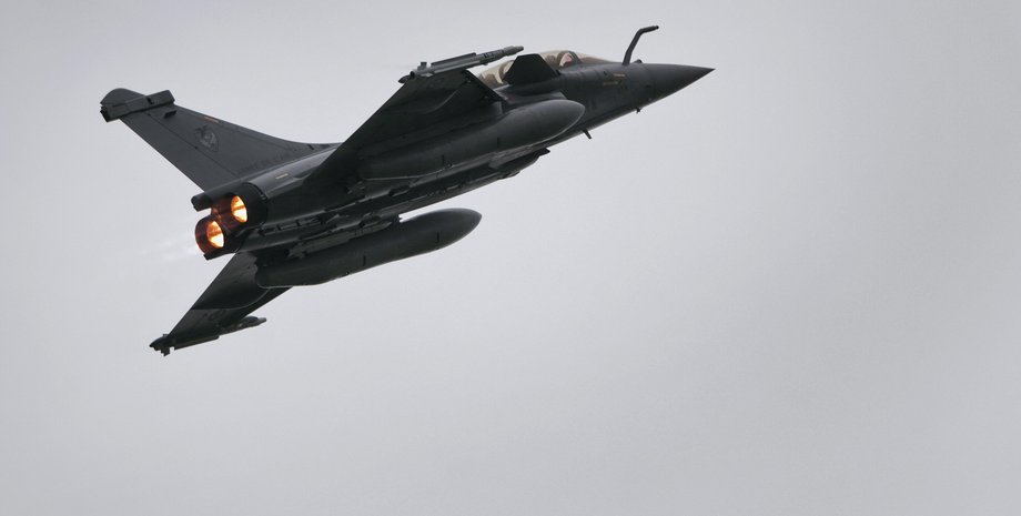 Gripen, истребитель, самолет, шведский истребитель, боевой самолет, Gripen Швеция,